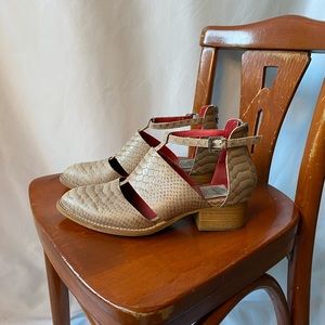 Vintage by Jeffrey Campbell Carina T-Strap Bootie